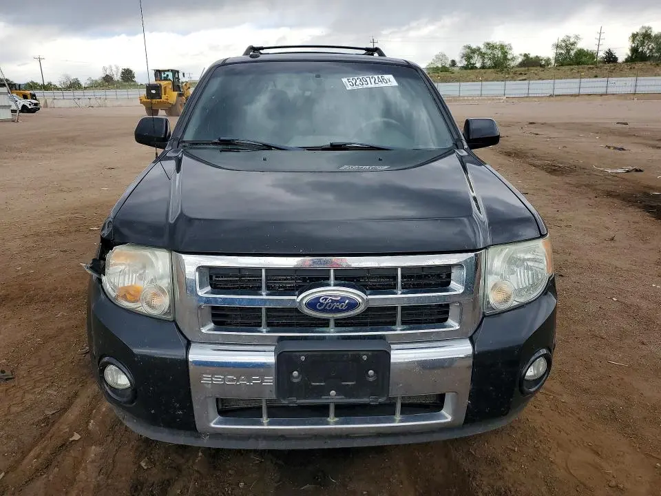 2011 FORD ESCAPE LIMITED  