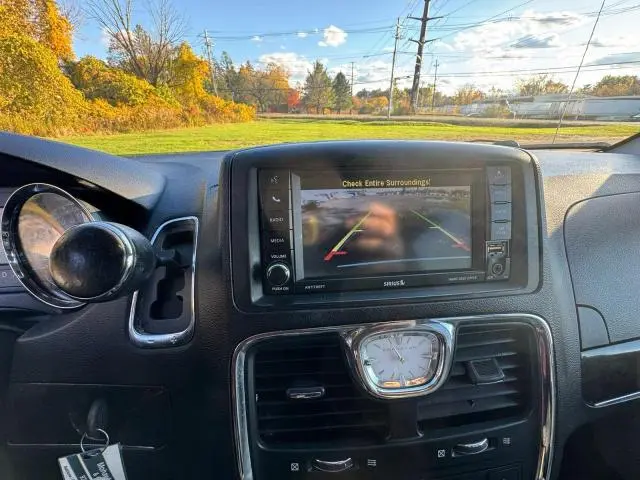 2013 CHRYSLER TOWN & COUNTRY TOURING  