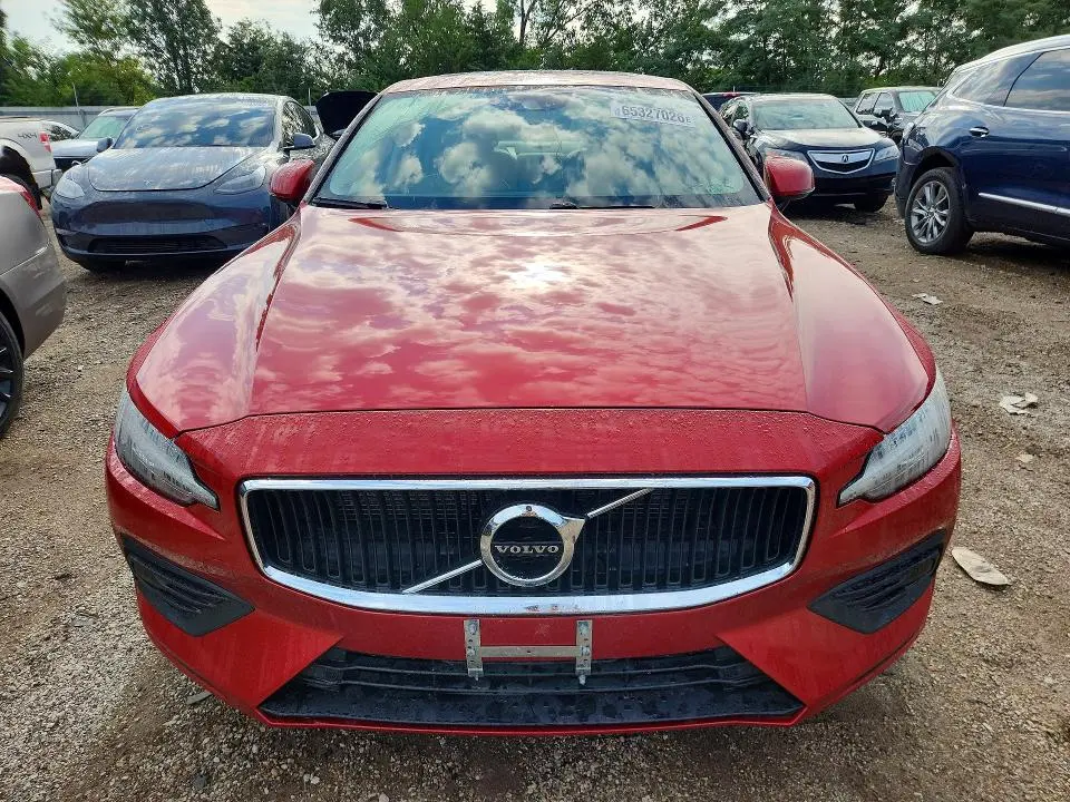 2019 VOLVO S60 T6 MOMENTUM  
