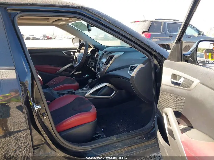 2012 HYUNDAI VELOSTER BASE W/RED/BLACK