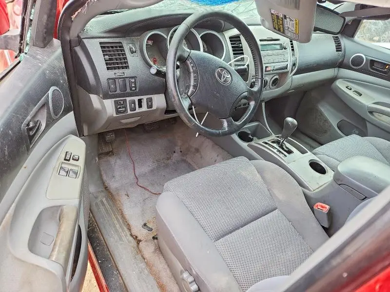 2011 TOYOTA TACOMA V6  