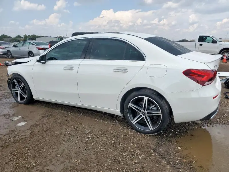 2021 MERCEDES-BENZ A 220  