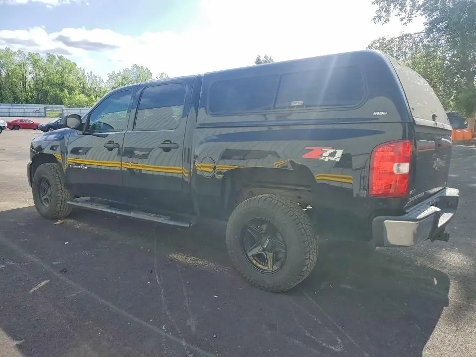 2011 CHEVROLET SILVERADO K1500 LT  