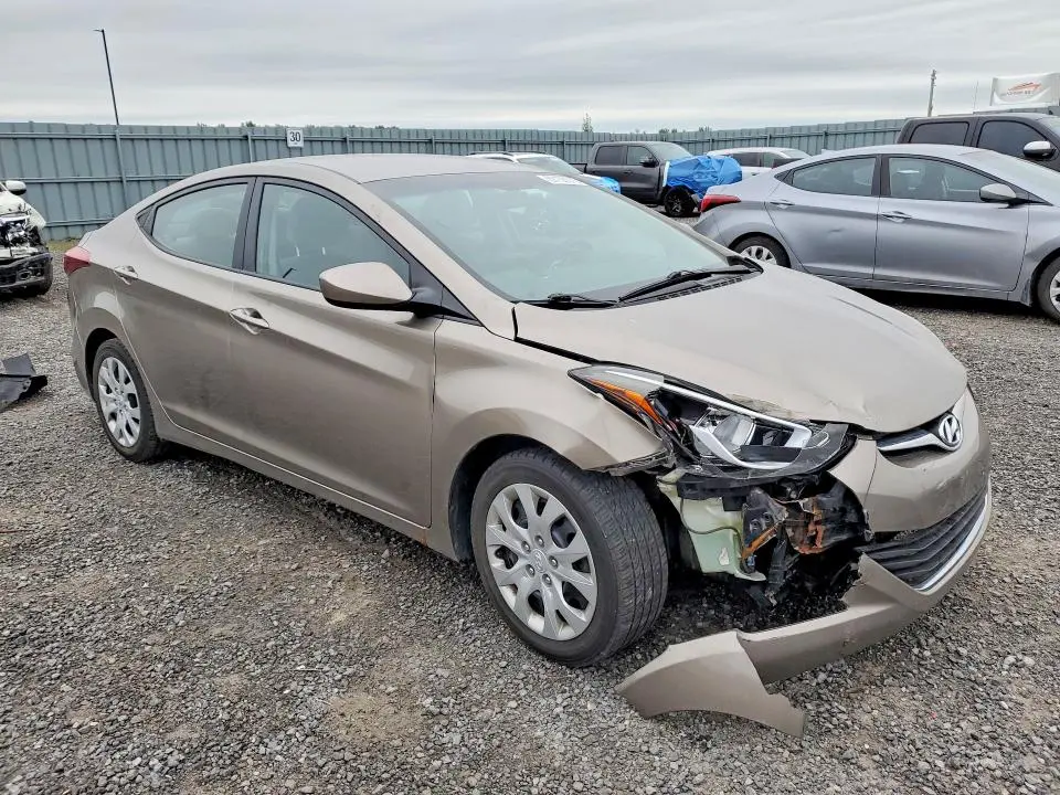 2014 HYUNDAI ELANTRA SE  