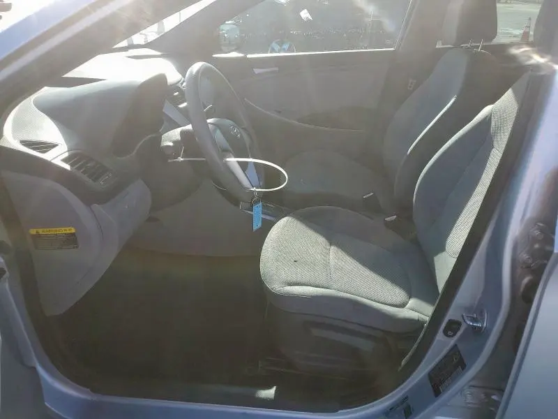 2012 HYUNDAI ACCENT GLS  