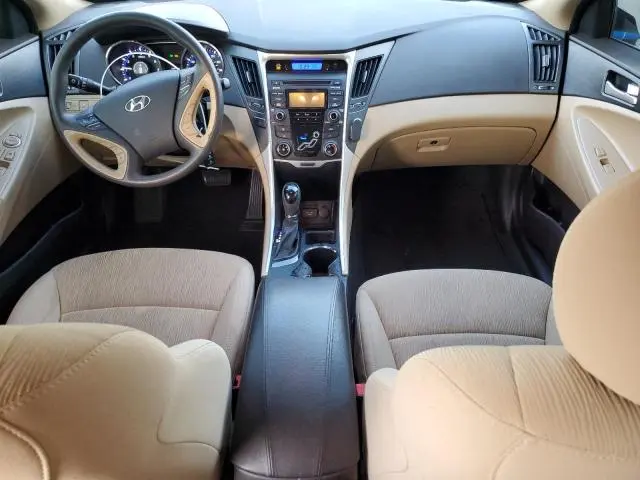 2012 HYUNDAI SONATA GLS  