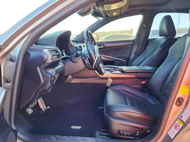 2017 LEXUS IS 200T  