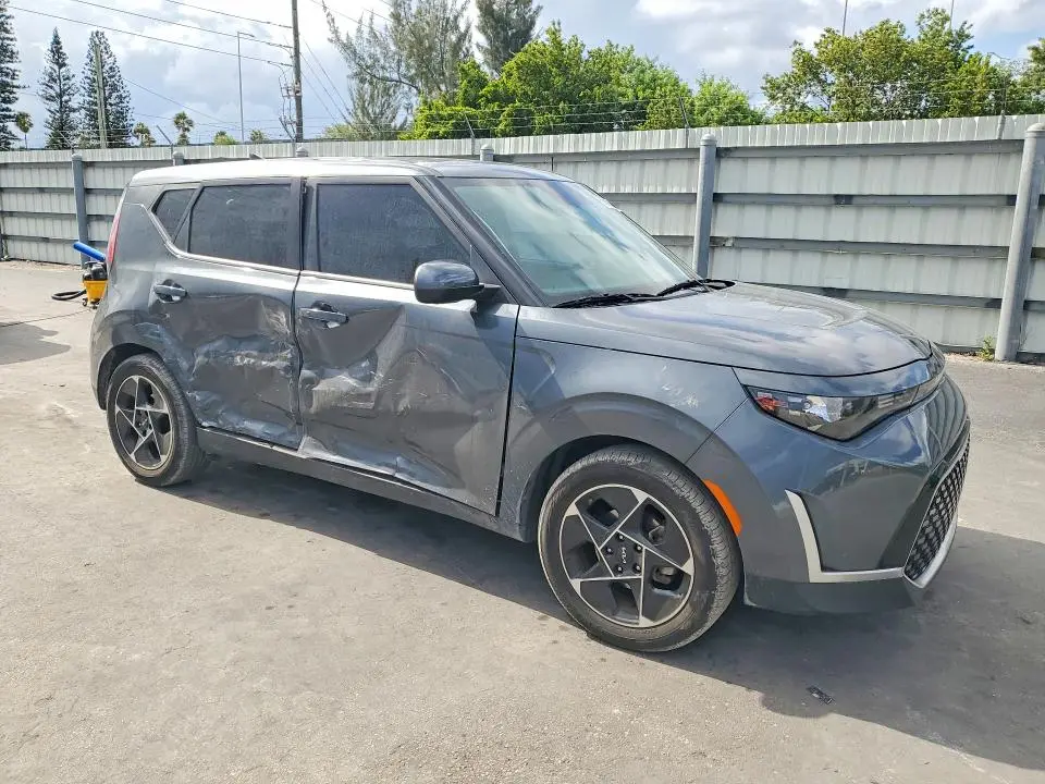 2024 KIA SOUL EX  