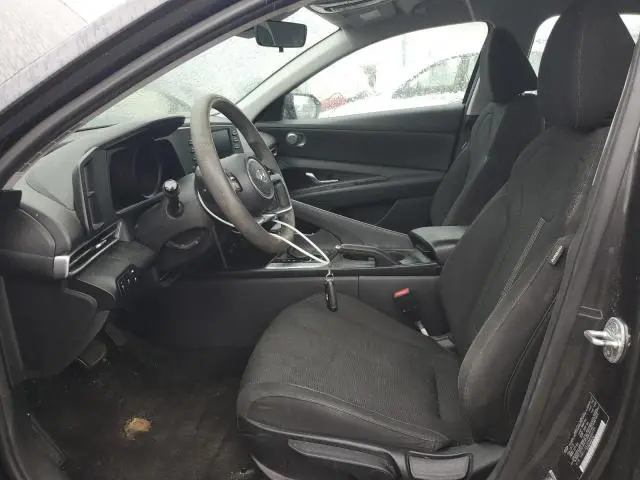 2021 HYUNDAI ELANTRA SE  