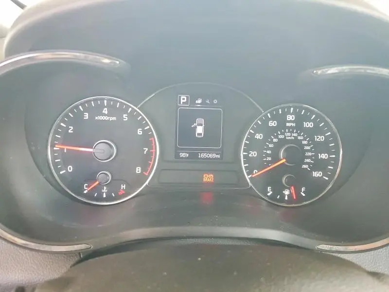 2017 KIA FORTE LX  