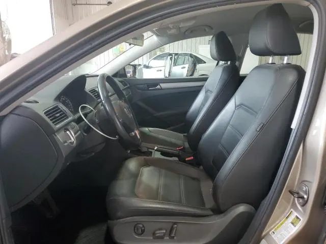 2015 VOLKSWAGEN PASSAT S  