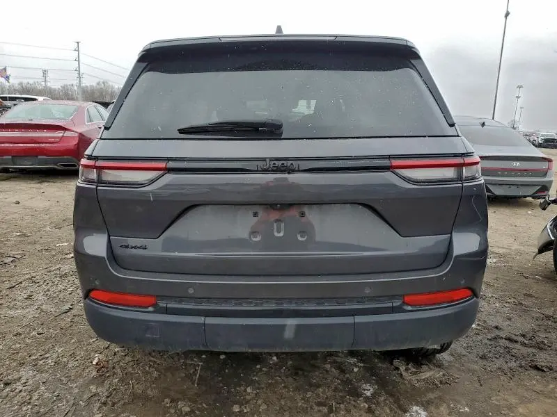 2024 JEEP GRAND CHEROKEE LAREDO  