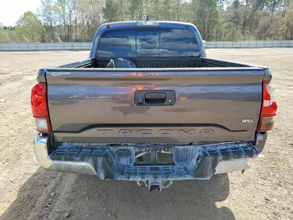 2021 TOYOTA TACOMA SR5 V6  
