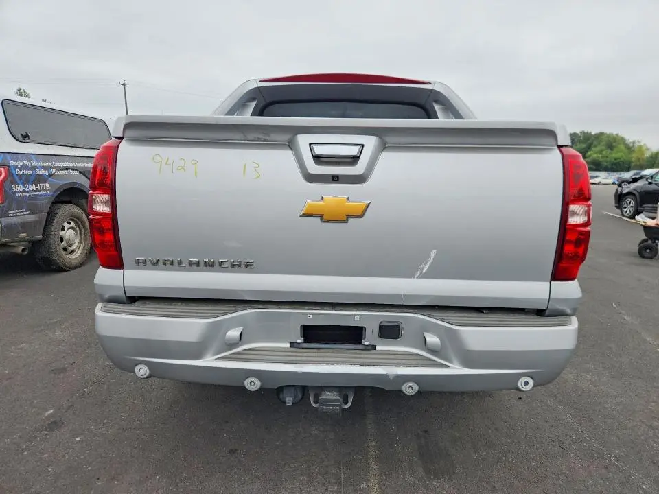 2013 CHEVROLET AVALANCHE LT  