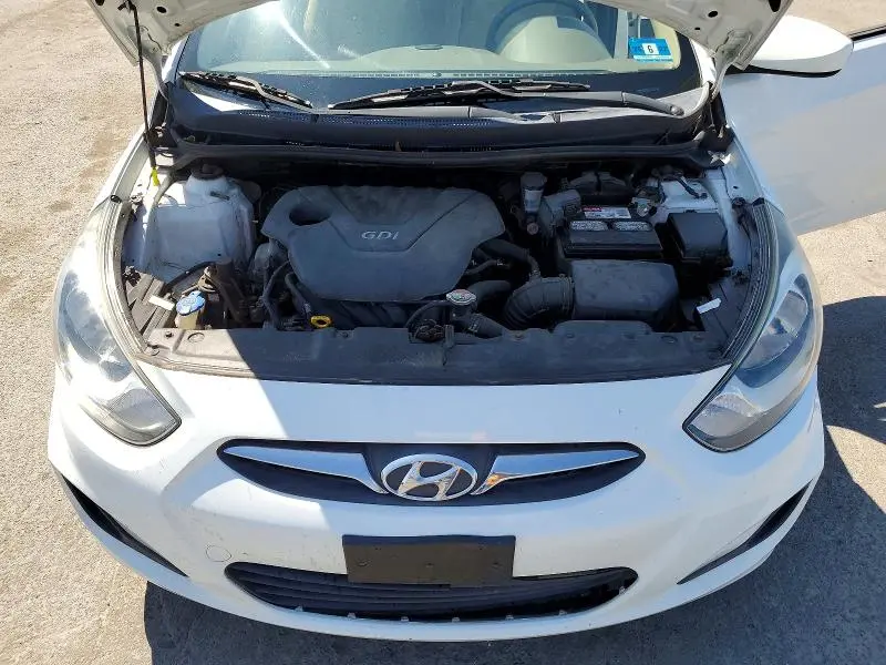 2013 HYUNDAI ACCENT GLS  