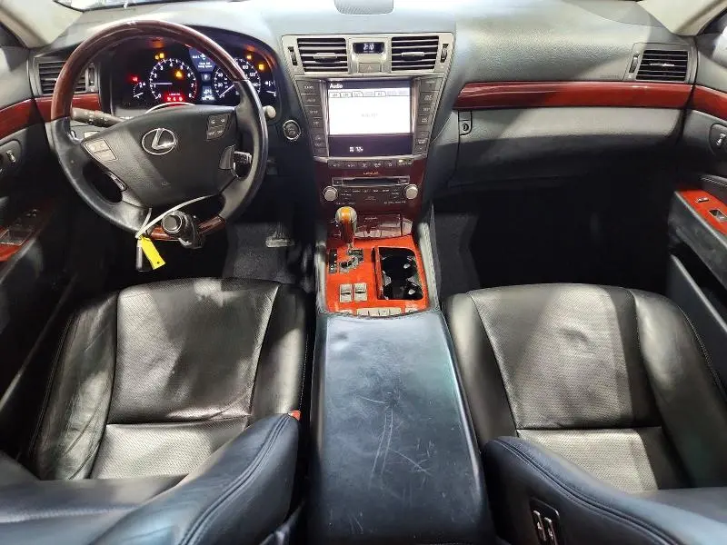 2011 LEXUS LS 460L  