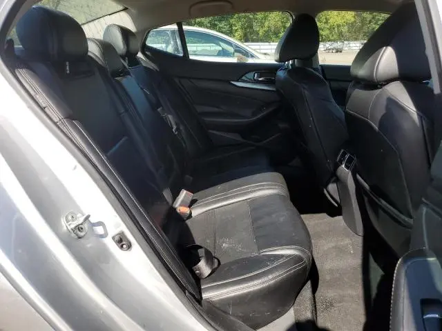 2020 NISSAN MAXIMA SV  