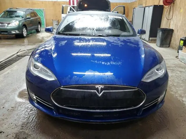 2015 TESLA MODEL S   