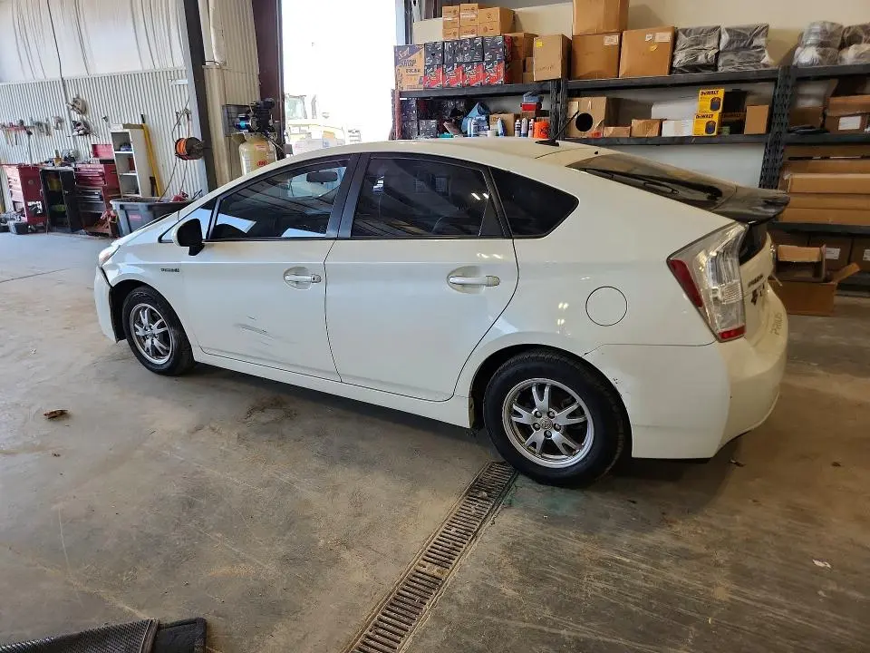 2011 TOYOTA PRIUS TWO  
