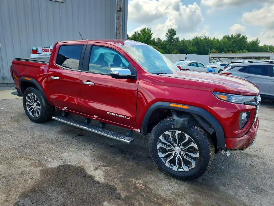 2024 GMC CANYON DENALI  