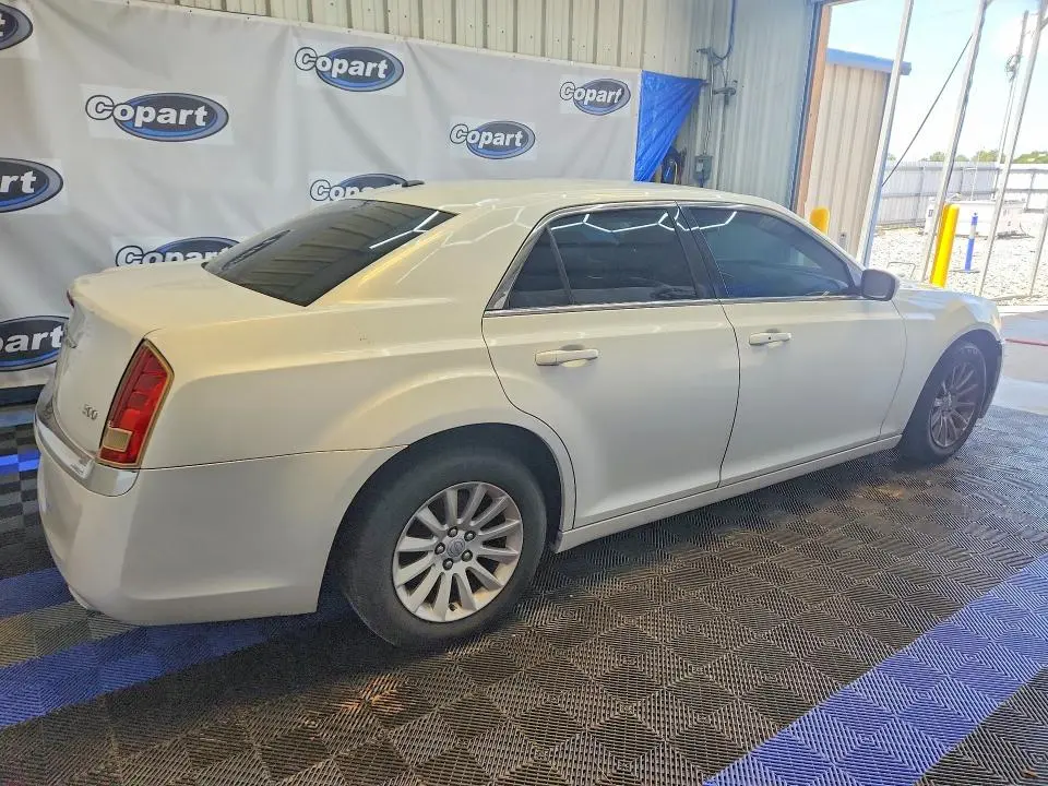 2012 CHRYSLER 300   