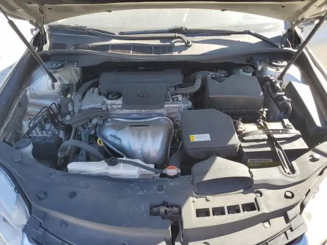 2016 TOYOTA CAMRY LE  