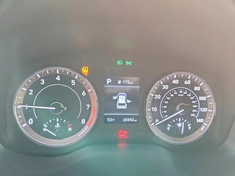 2022 HYUNDAI VENUE SE  