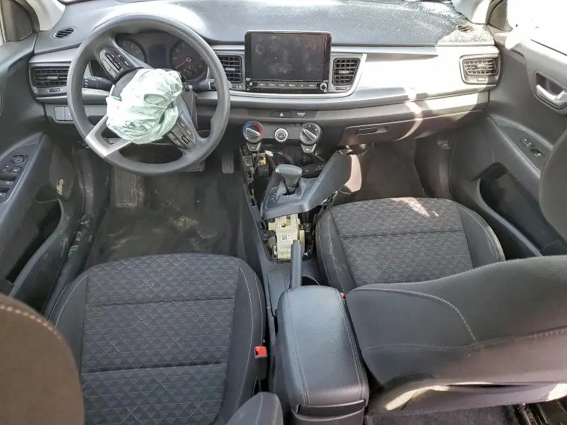2022 KIA RIO LX  