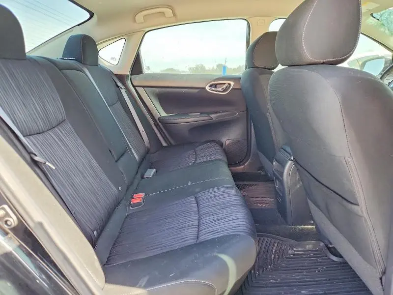 2019 NISSAN SENTRA SV  