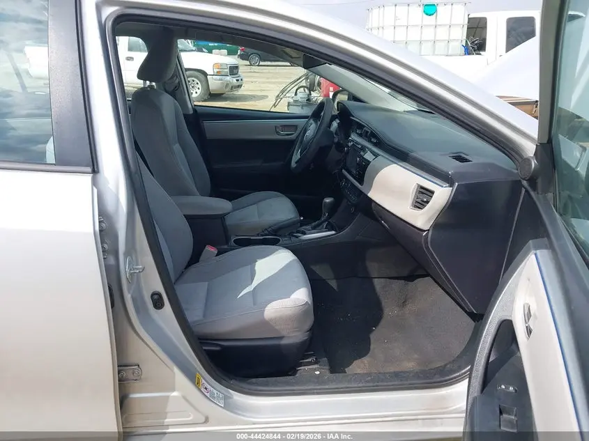 2016 TOYOTA COROLLA LE