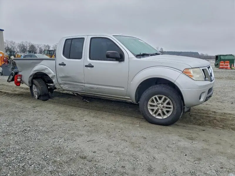 2014 NISSAN FRONTIER S  