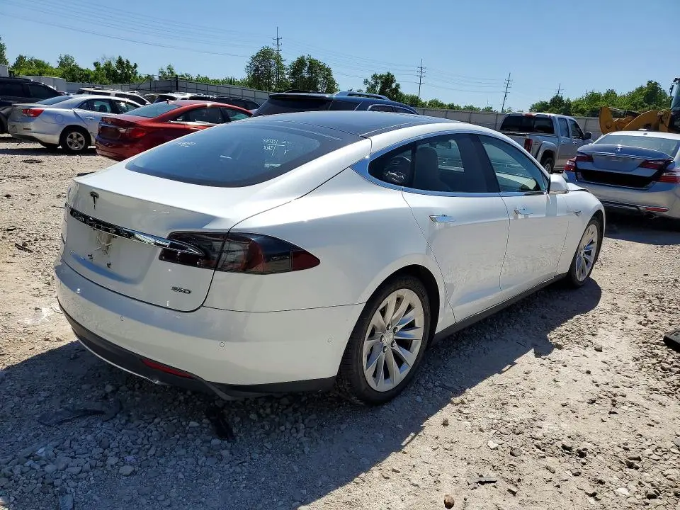 2015 TESLA MODEL S 85D  