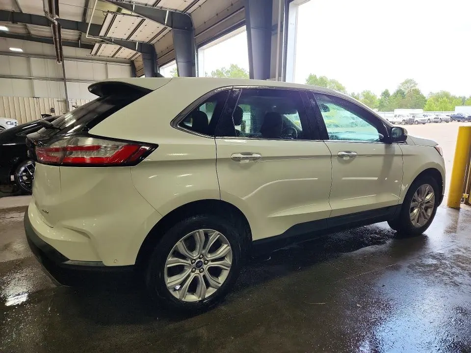 2021 FORD EDGE TITANIUM  