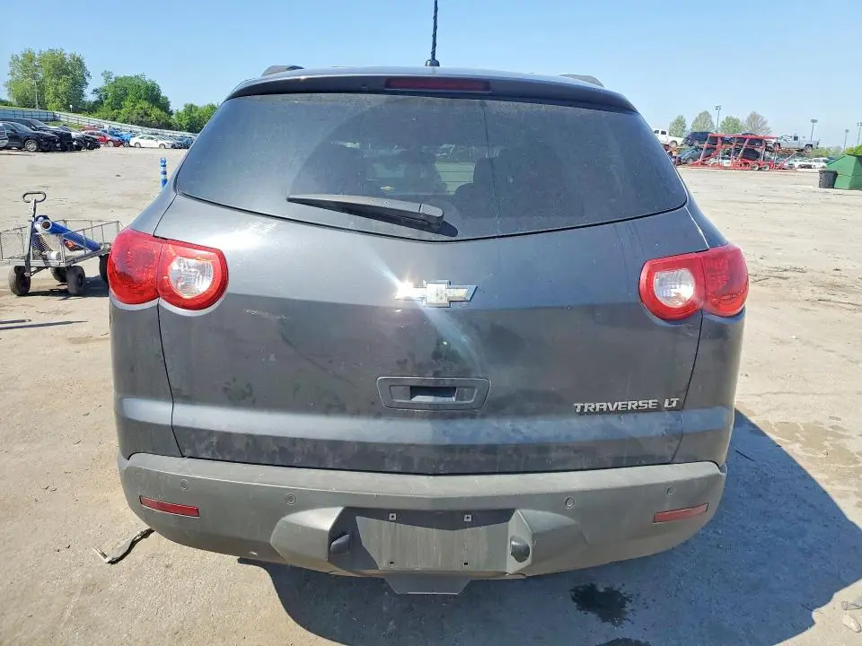 2012 CHEVROLET TRAVERSE LT  