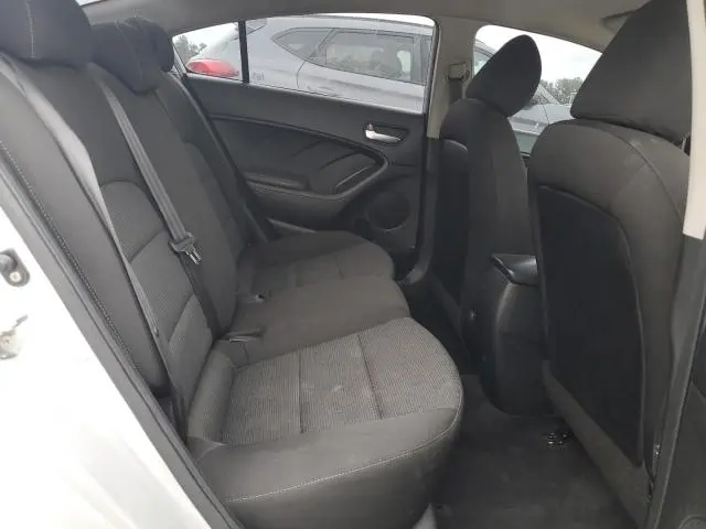 2018 KIA FORTE LX  