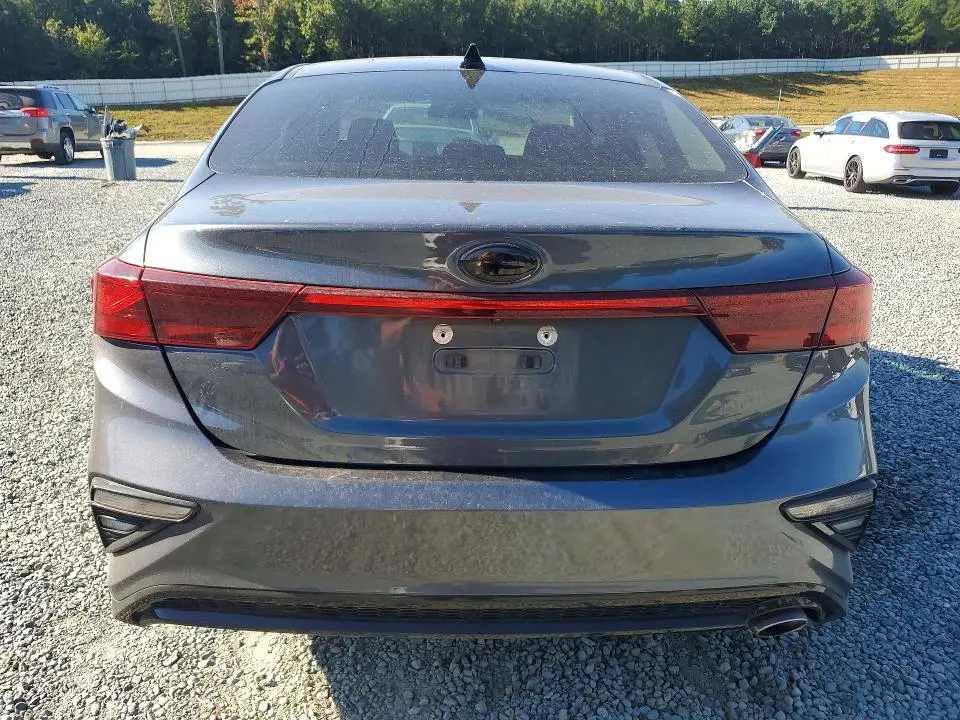 2019 KIA FORTE LXS  