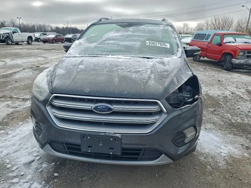 2017 FORD ESCAPE TITANIUM  