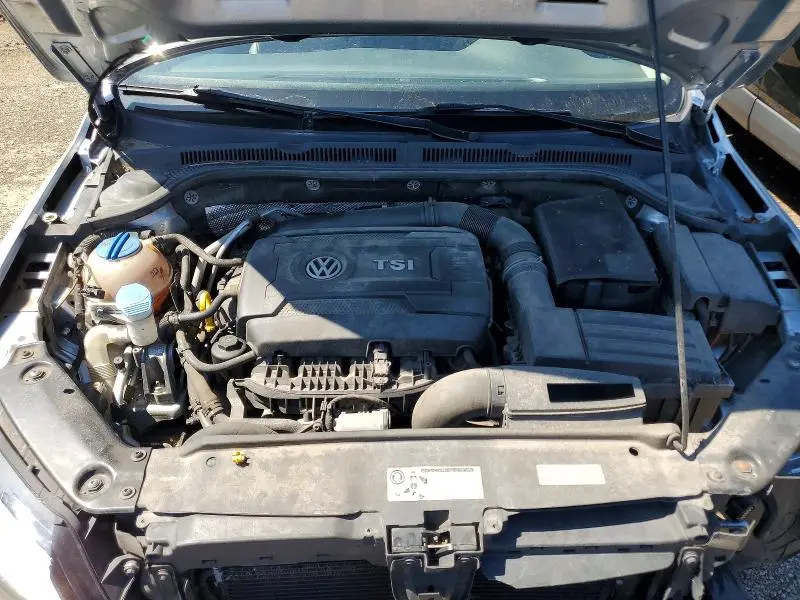 2014 VOLKSWAGEN JETTA SE  