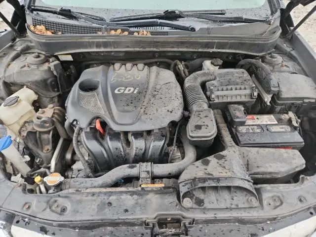 2011 HYUNDAI SONATA SE  