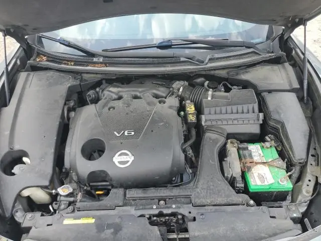 2010 NISSAN MAXIMA S  