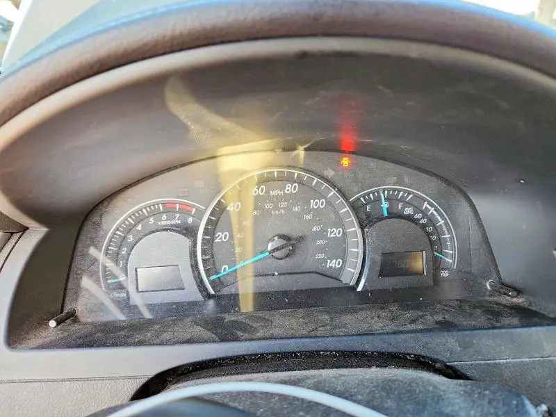 2014 TOYOTA CAMRY LE  