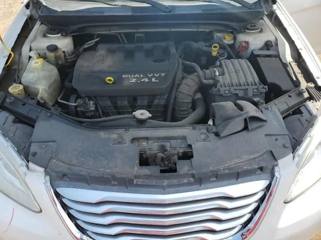 2013 CHRYSLER 200 LX  