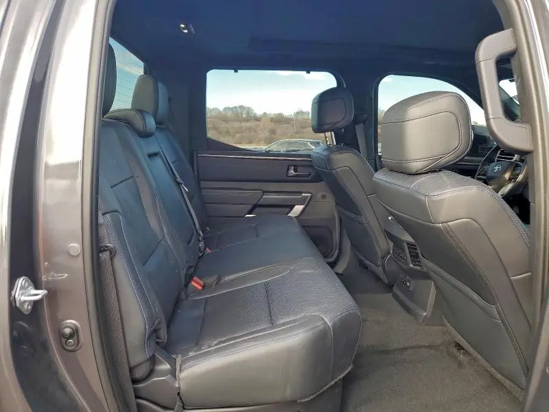 2022 TOYOTA TUNDRA CREWMAX PLATINUM  