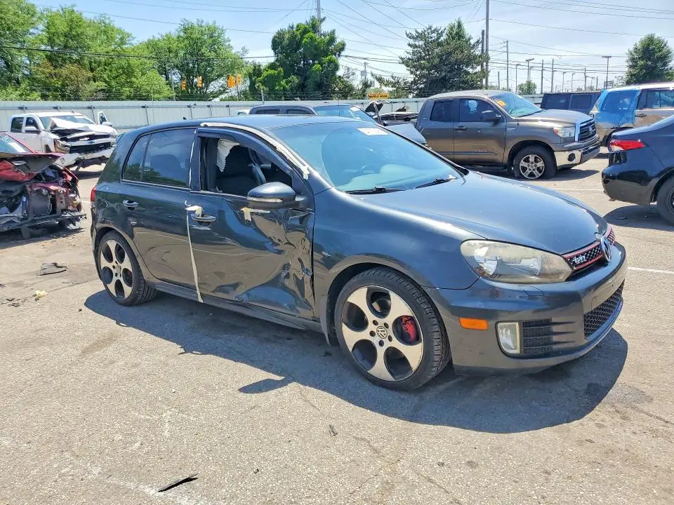 2011 VOLKSWAGEN GTI   