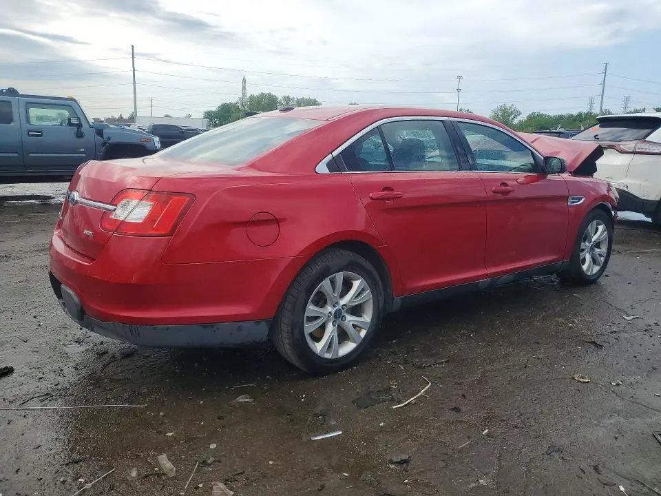 2010 FORD TAURUS SEL  