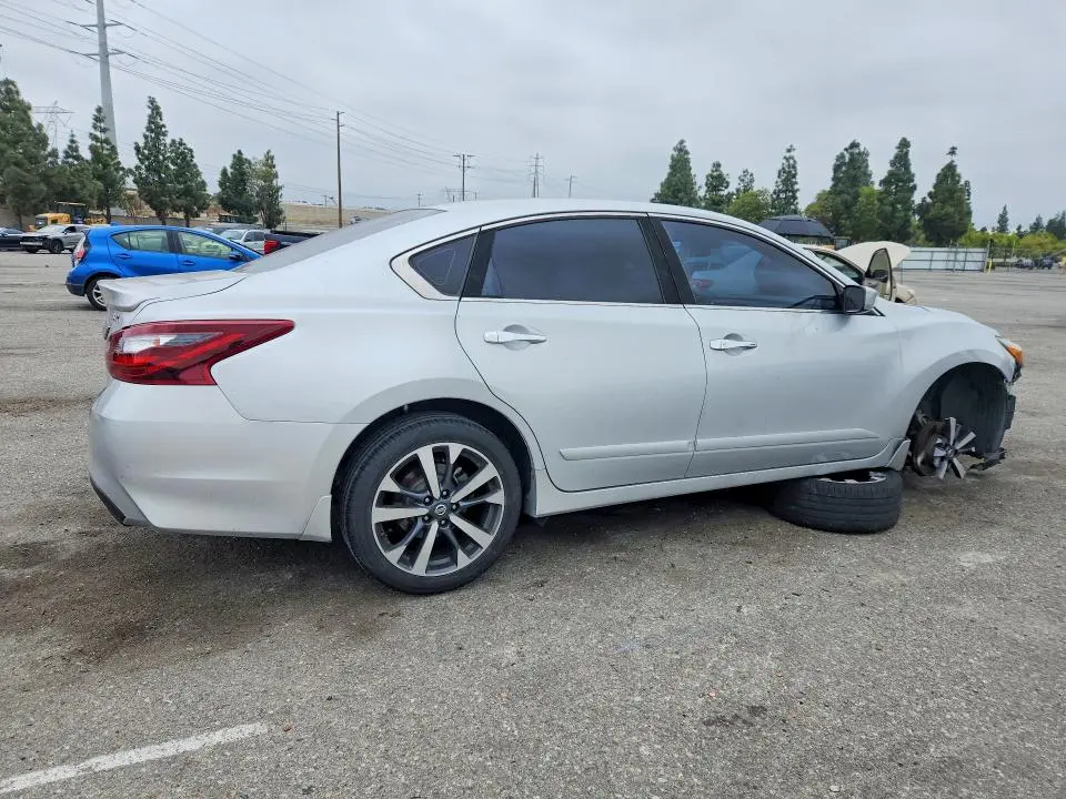 2017 NISSAN ALTIMA 2.5 SR  