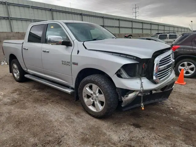 2016 RAM 1500 SLT
