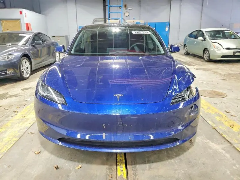 2025 TESLA MODEL 3   