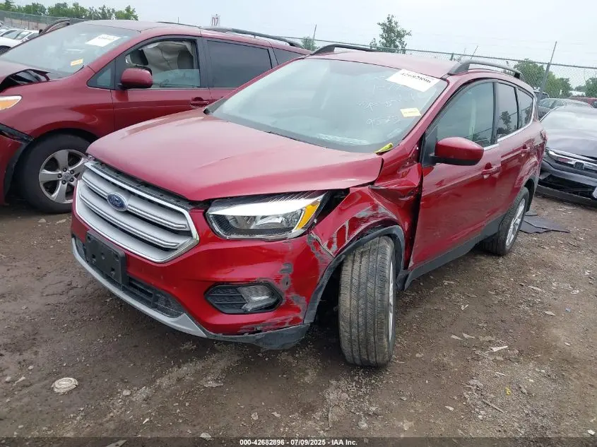 2019 FORD ESCAPE SE