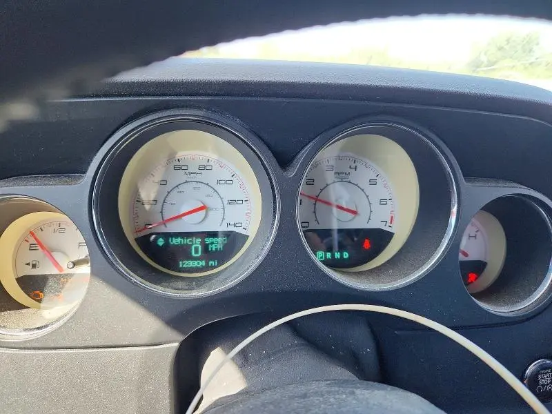 2014 DODGE CHALLENGER SXT  